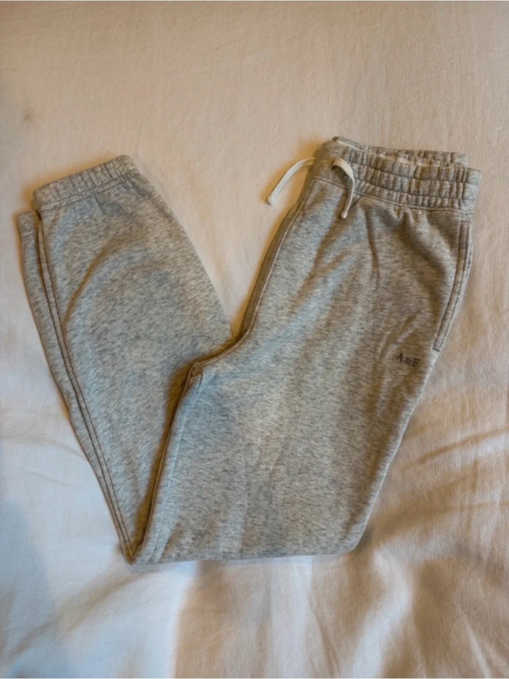 abercrombie kids Heather Gray Jogger Sweatpants